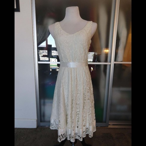 White Lace Summer Dress with Satin Tie Belt - Picture 1 of 8
